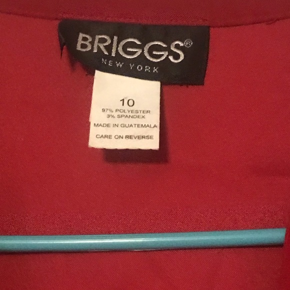 Briggs sz 10 red coat - Picture 3 of 4